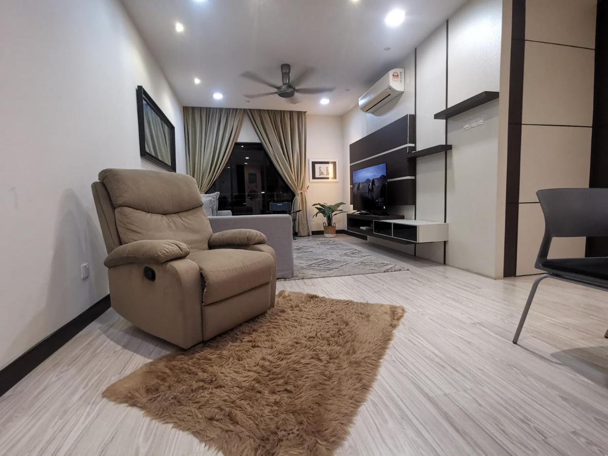 Enarahomes Shah Alam Ngoại thất bức ảnh