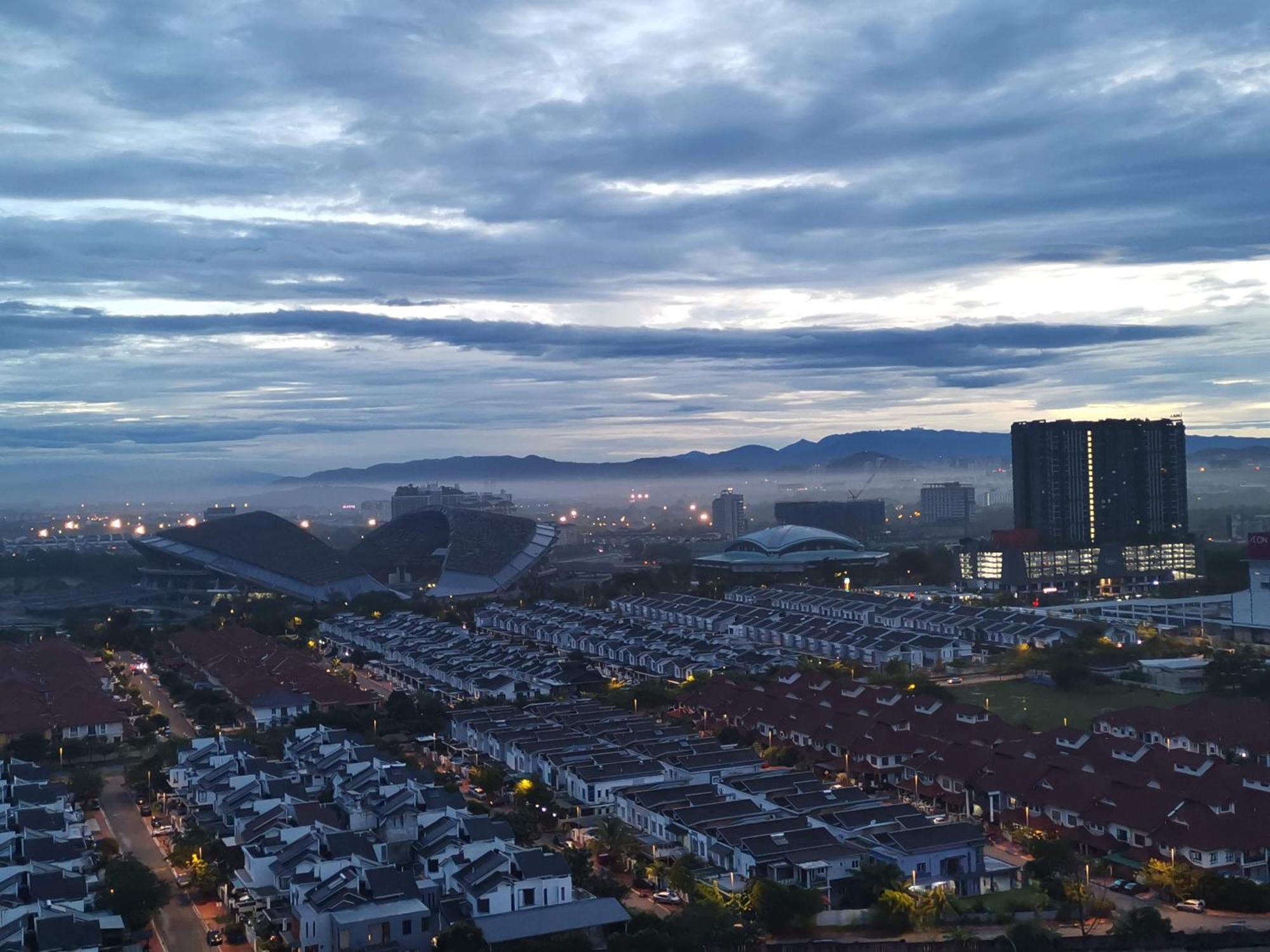 Enarahomes Shah Alam Ngoại thất bức ảnh
