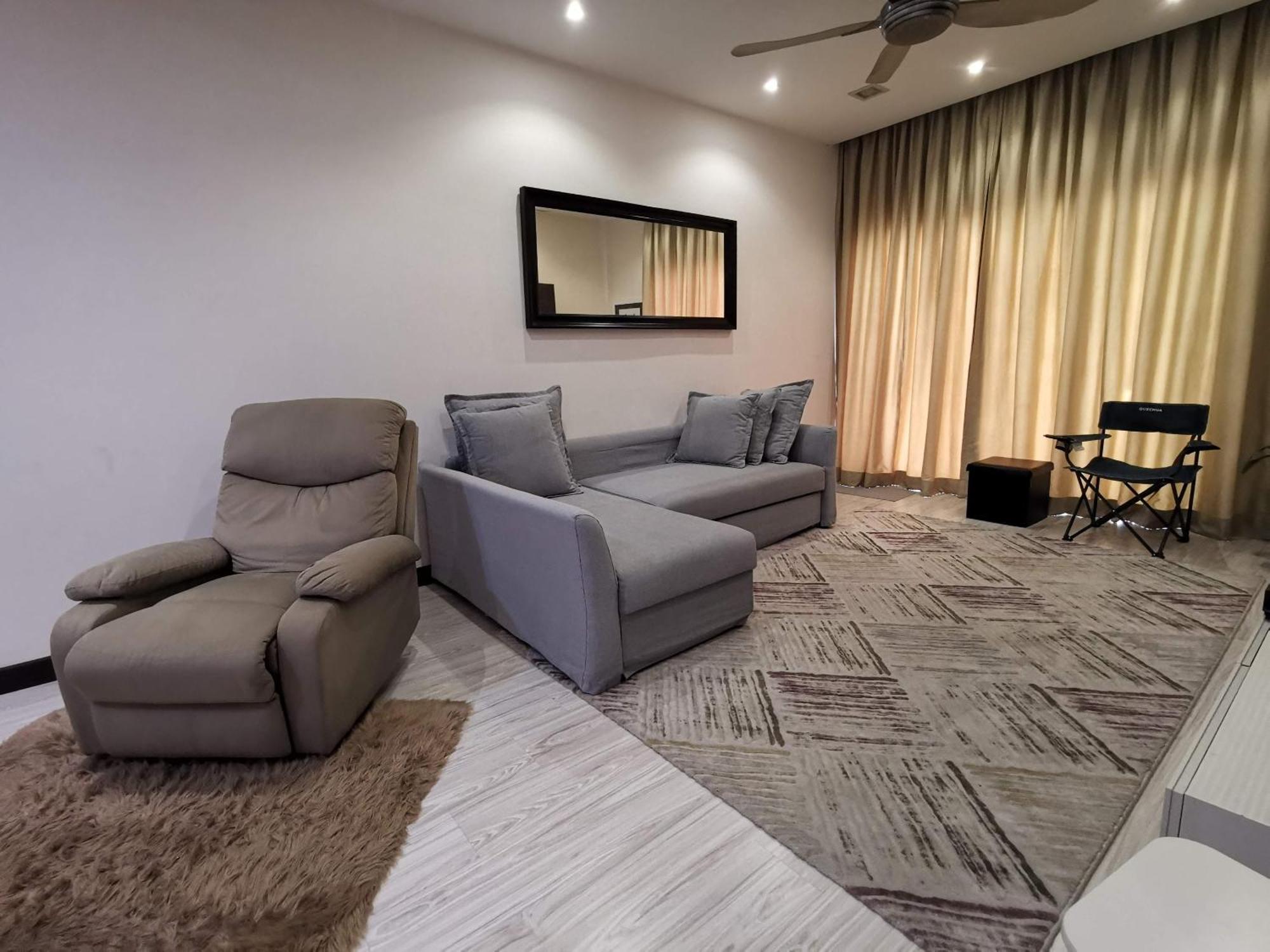 Enarahomes Shah Alam Ngoại thất bức ảnh