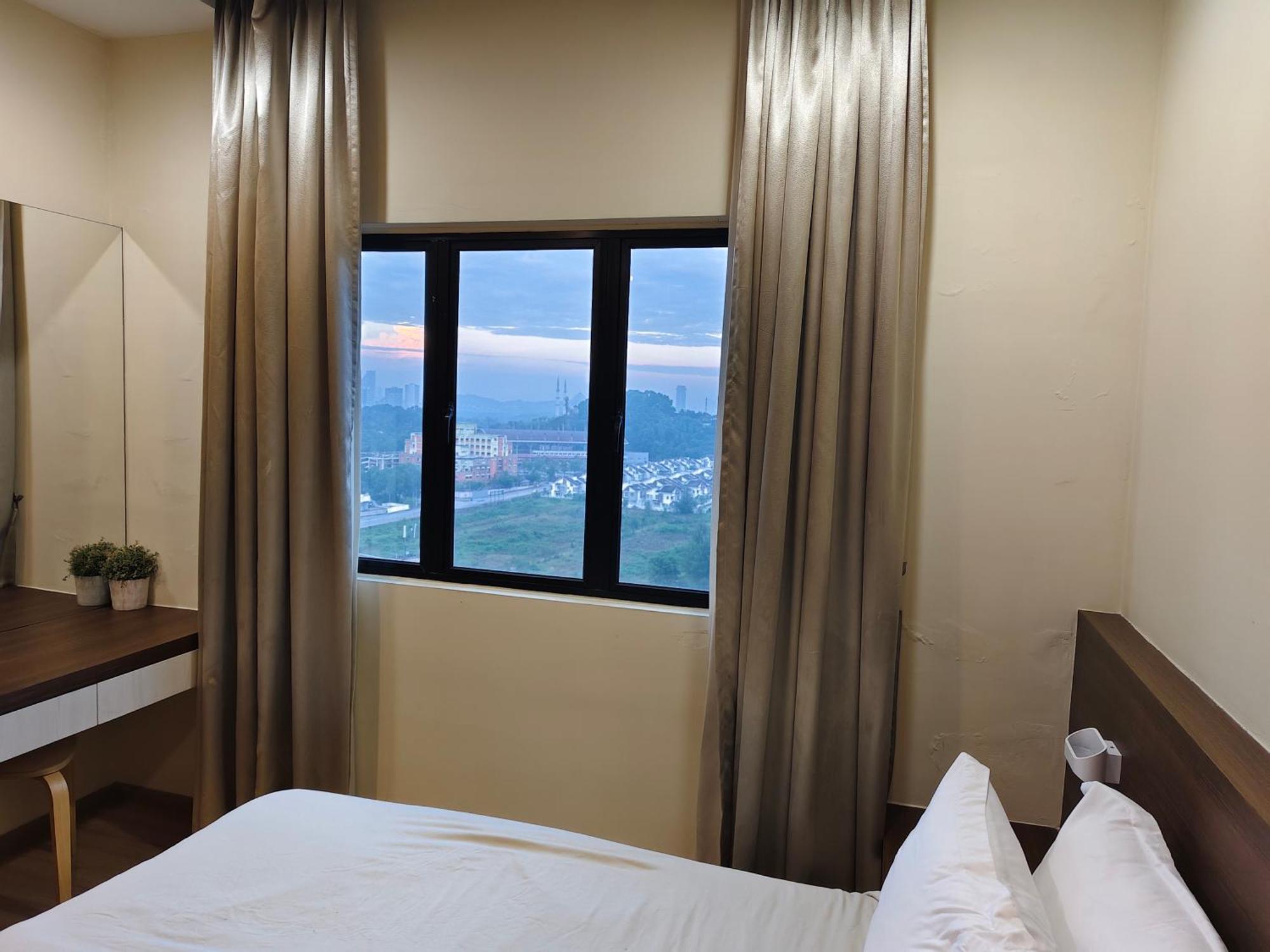 Enarahomes Shah Alam Ngoại thất bức ảnh